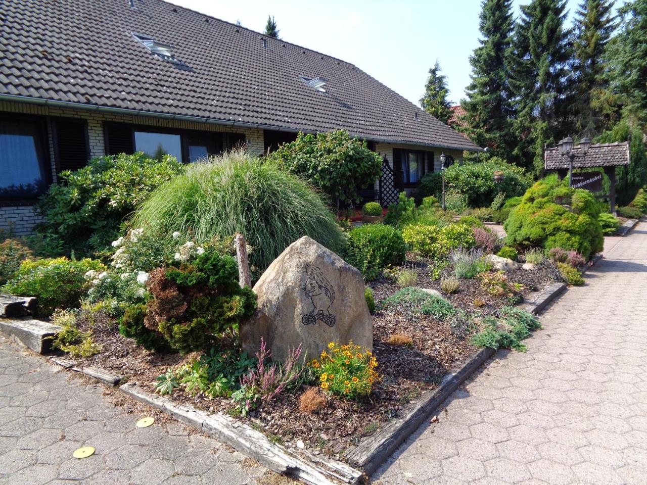 Hotel Garni Eichhornkobel Faßberg Exterior foto